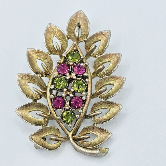 Elegant Estate Brooch Leaf Sprig Summer Pink Green Colorful Gold Tone Jewel Pin - Picture 5 of 9
